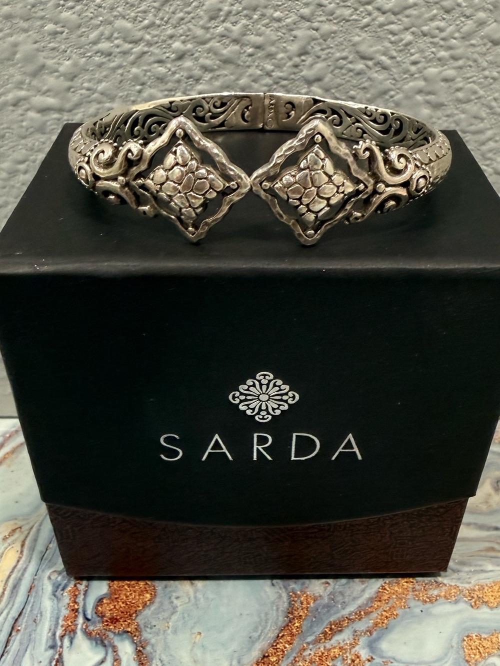 Sarda Sterling Silver Oval Filigree Cuff Bracelet
